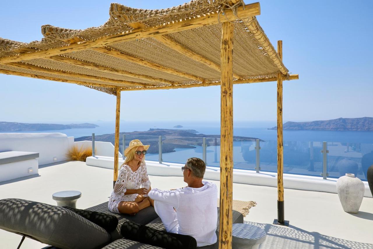 U & Me Suites Fira  Ngoại thất bức ảnh