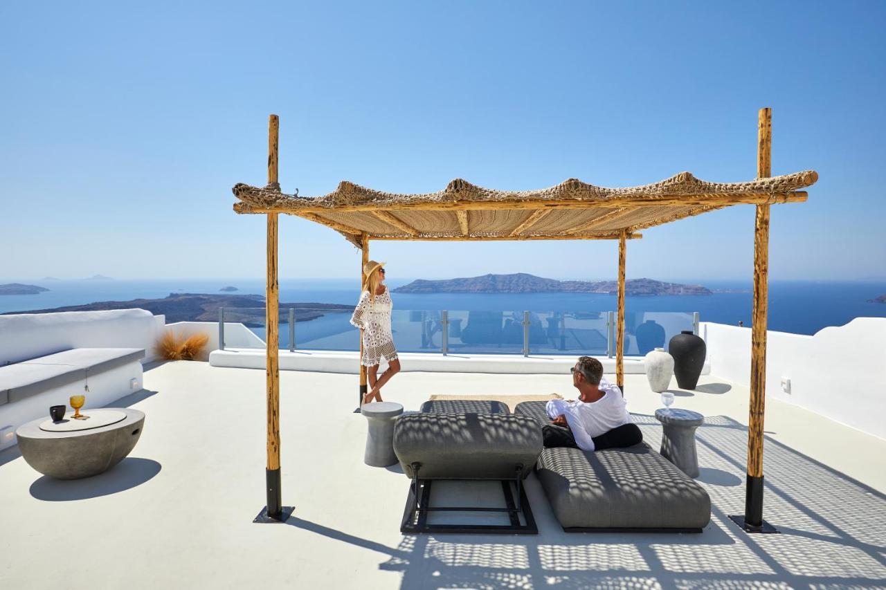 U & Me Suites Fira  Ngoại thất bức ảnh