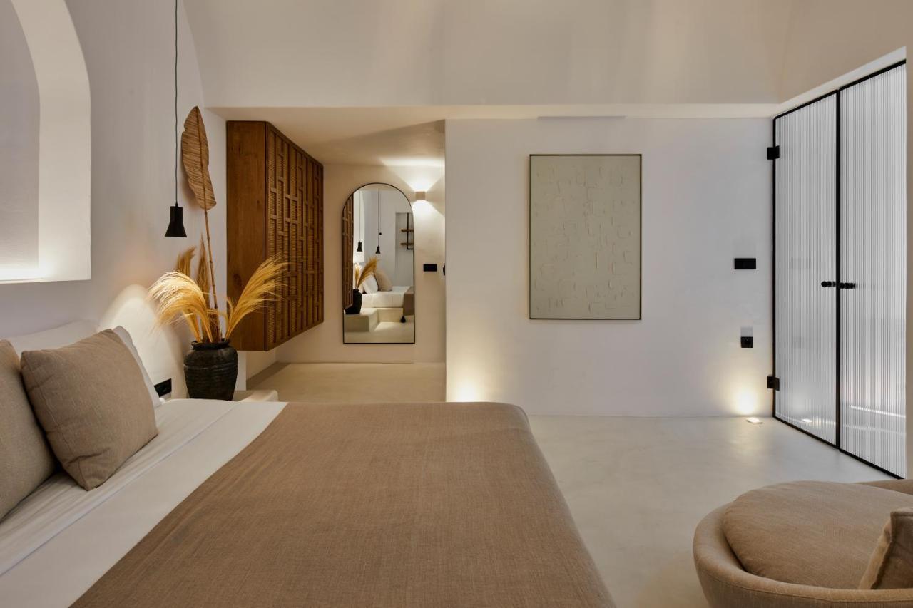U & Me Suites Fira  Ngoại thất bức ảnh
