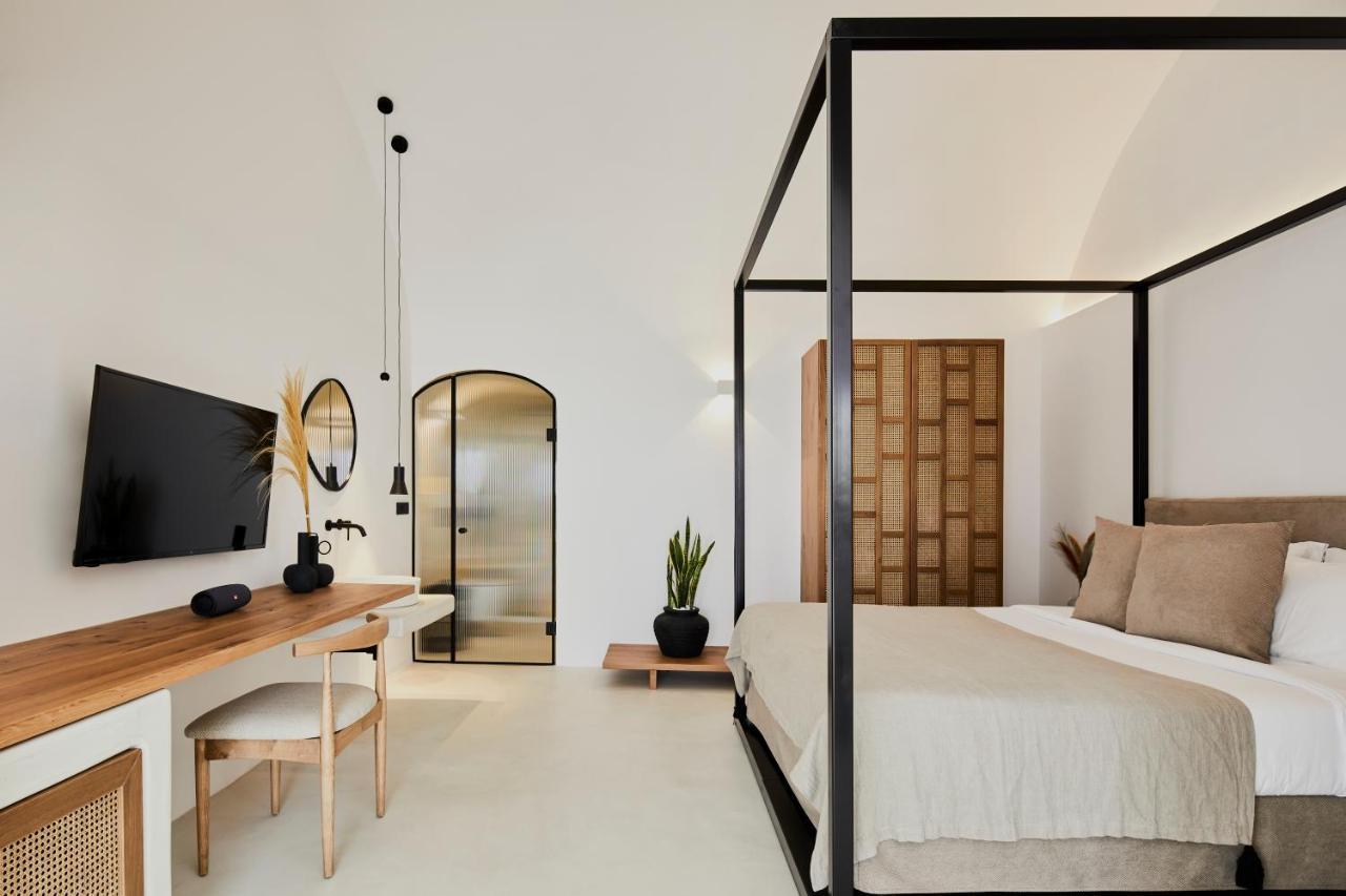 U & Me Suites Fira  Ngoại thất bức ảnh