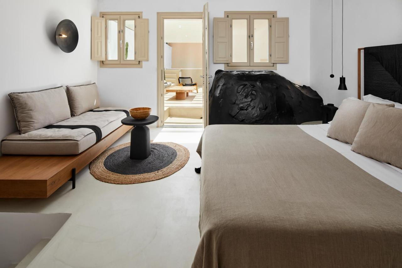 U & Me Suites Fira  Ngoại thất bức ảnh